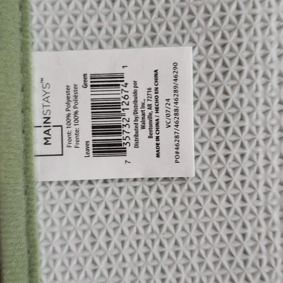 15pc Shower Curtain & Bathroom Accessory Set, Green & White - Picture 8 of 13